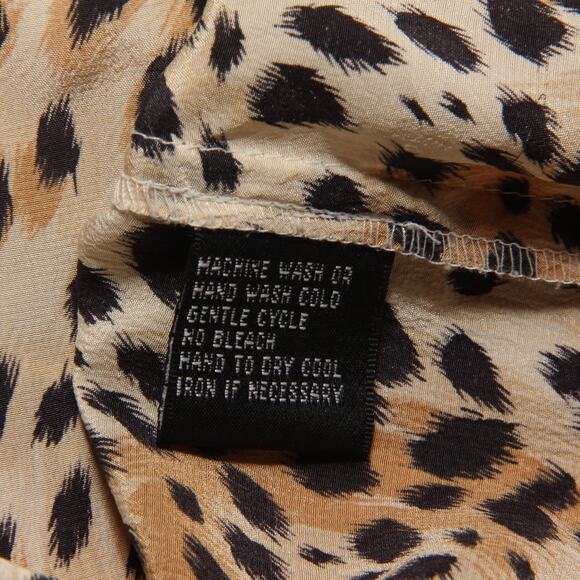 August Silk Animal Print Silk Blouse Top Size 6/36 Long Sleeve Collar - Picture 9 of 9